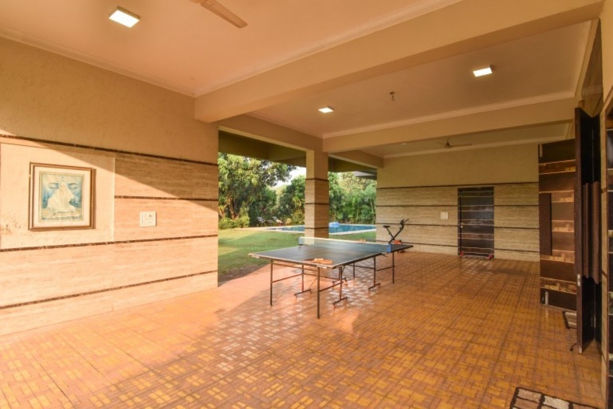 Casa-Del-Garg-bungalow-outdoor-game-lobby